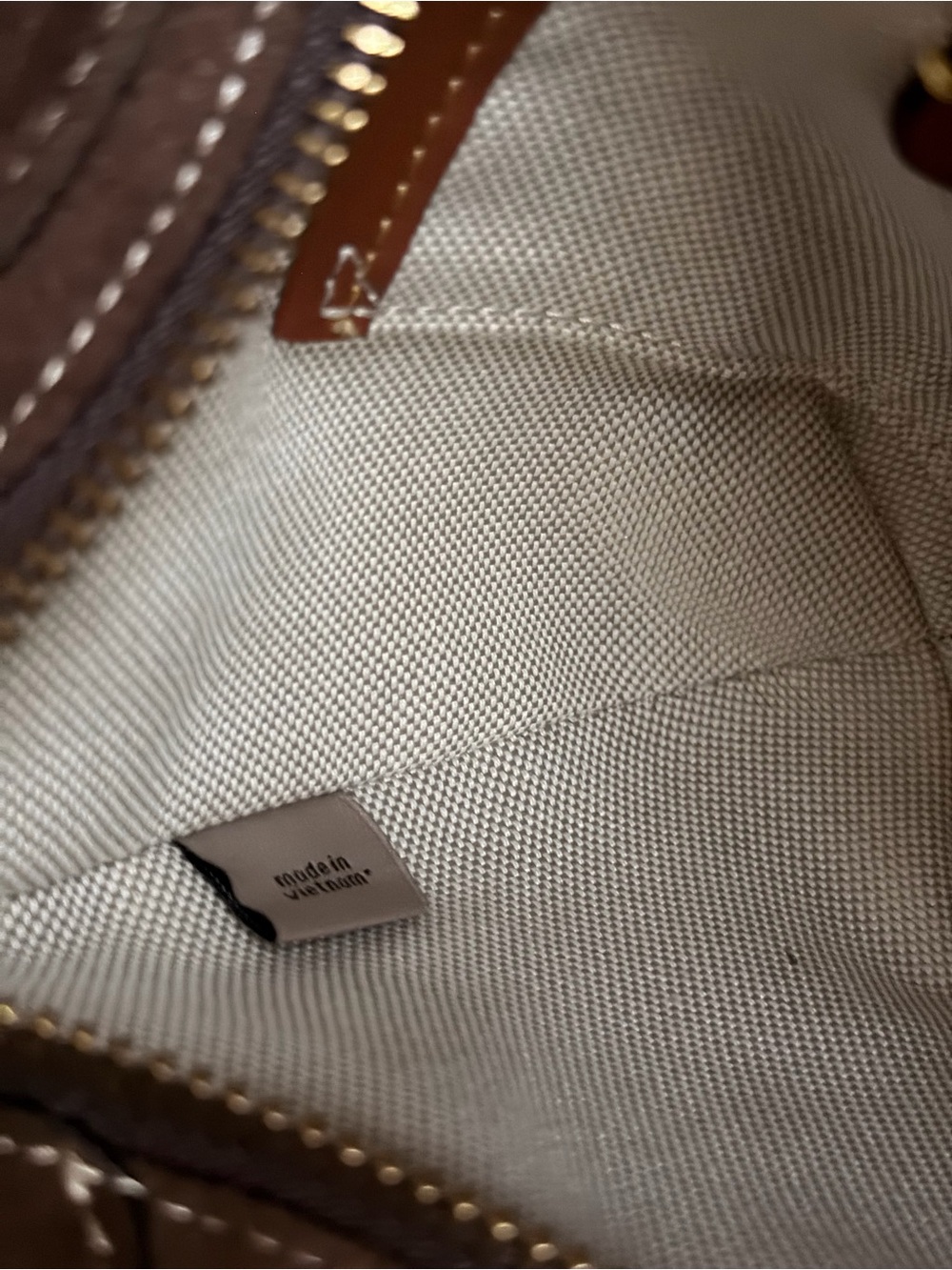 Coach Brown Suede Shoulder Bag with Brass Hardware - Picture 5 of 6
